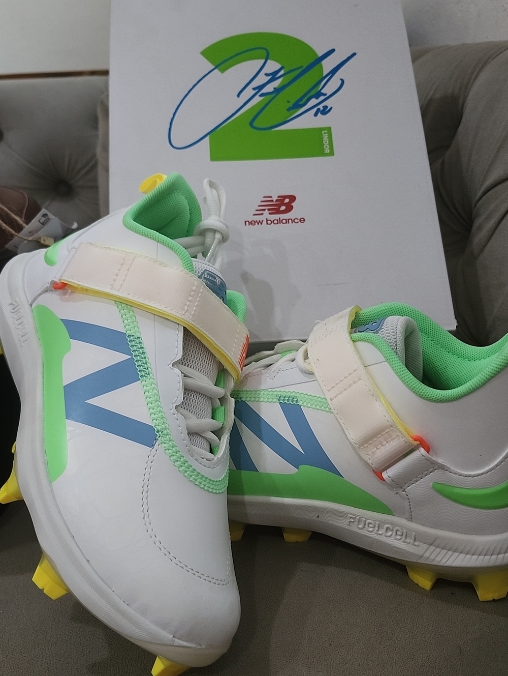 New Balance FullCell LINDORS 2  Kids White Sneakers with Green and Blue Accents